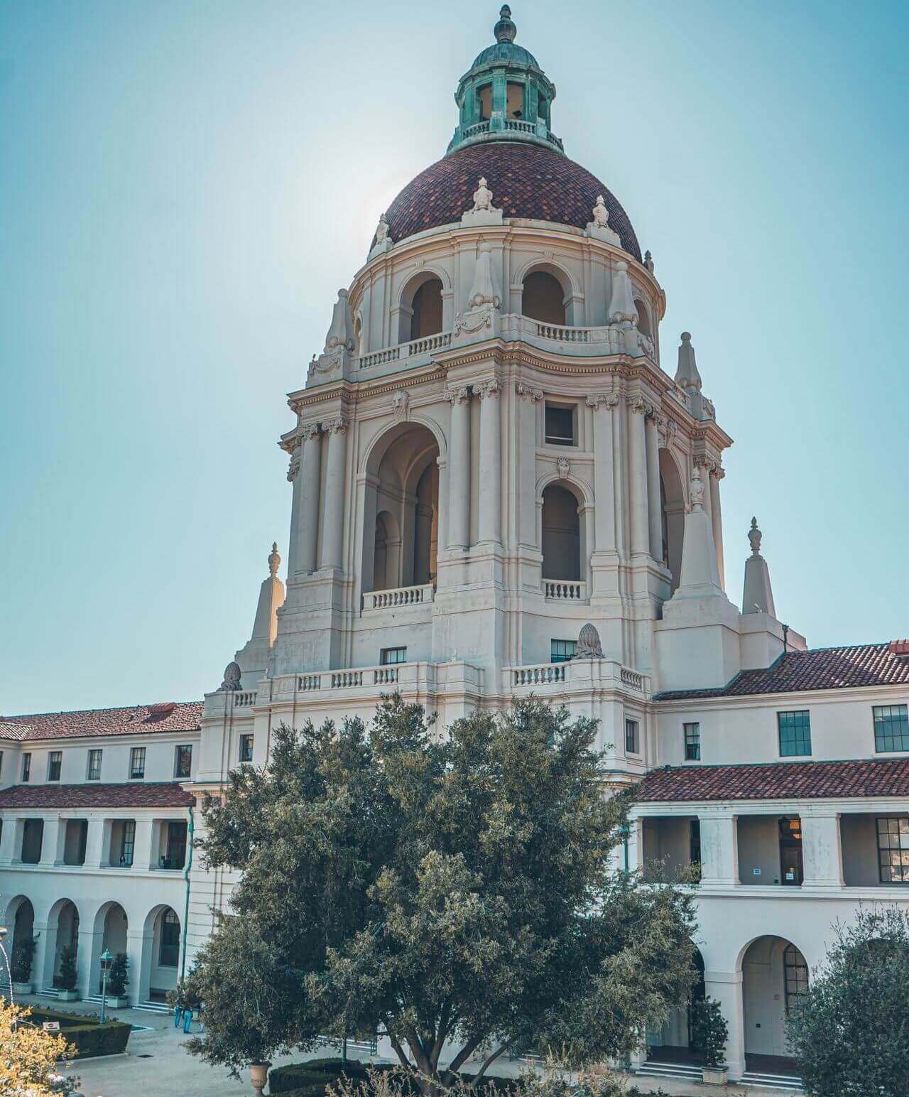 pasadena city hall in california